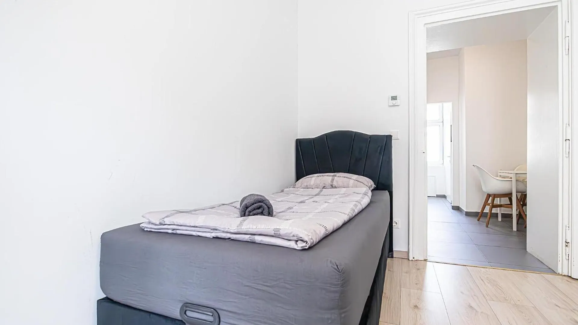 Lovely 2Br Apt 15 Min From City Centre In Viena